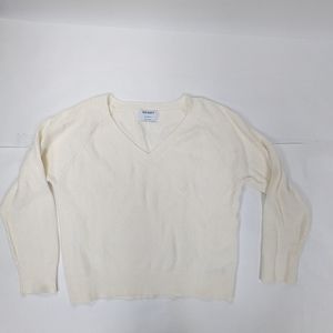 Old Navy cream v neck sweater medium [241]
